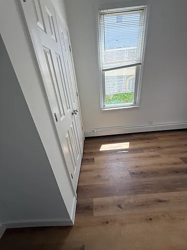 72 W 22nd St #1 Photo 1