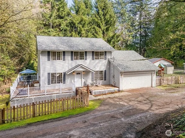 2275 Northlake Way NW, Bremerton, WA 98312