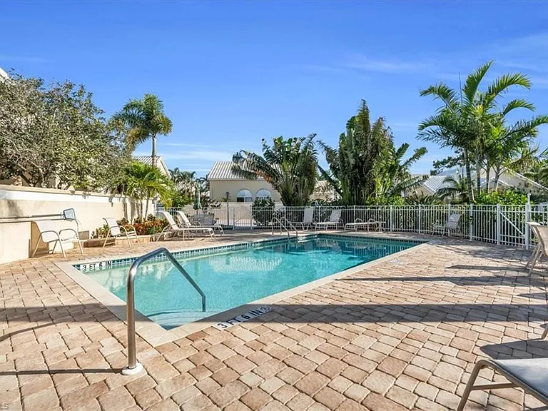 28712 Carmel Way — Photo 35