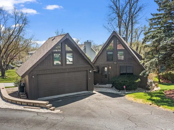 910 Sheridan Dr, Wauconda, IL 60084