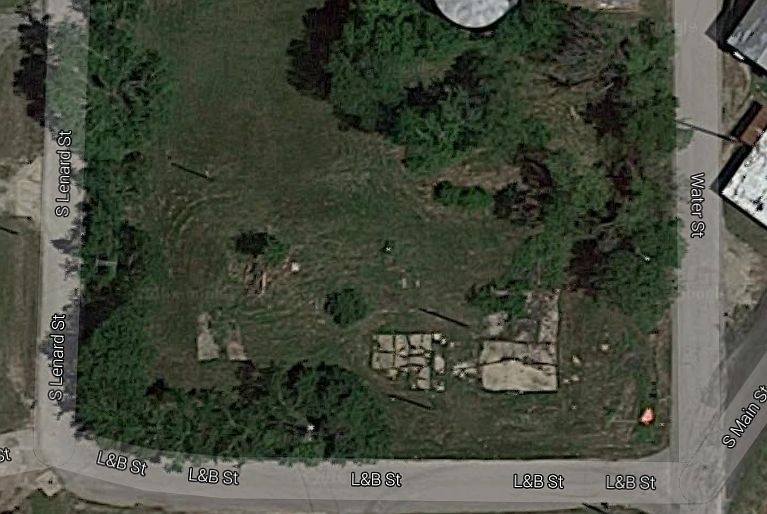 Ariel Lenard/L&B/Water st