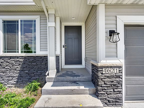 3rd image of 4621 SE 35th Ct