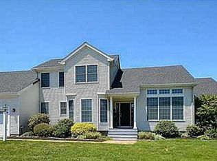 8 Briar Patch Dr, Westerly, RI 02891
