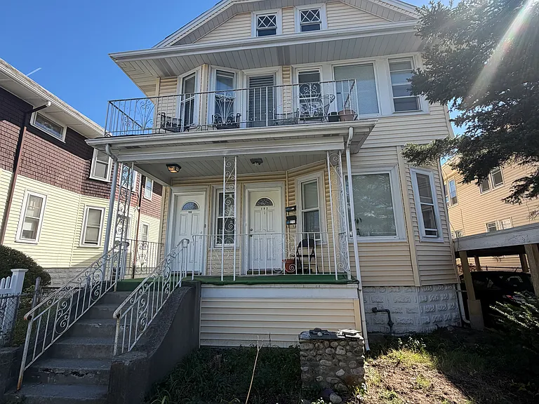 100 W Adams St #A1 — Photo 23