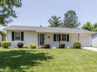 413 S Smith St, Smithton, IL 62285