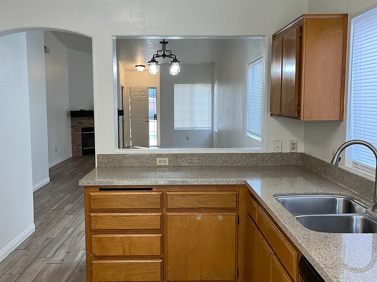 9502 Campus Park Dr — Photo 3