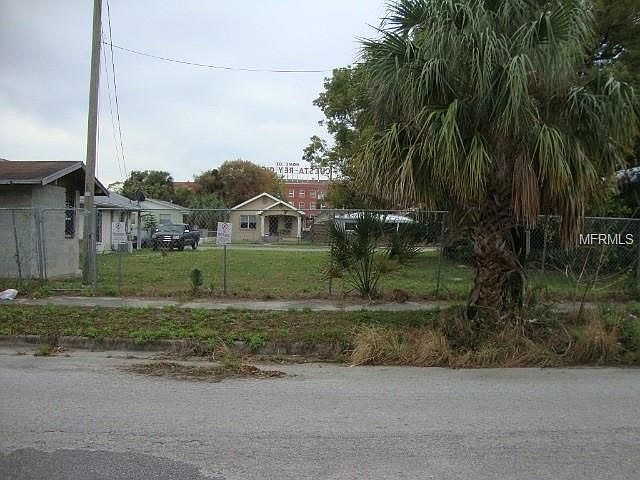 2nd image of 1607 E 19th Ave