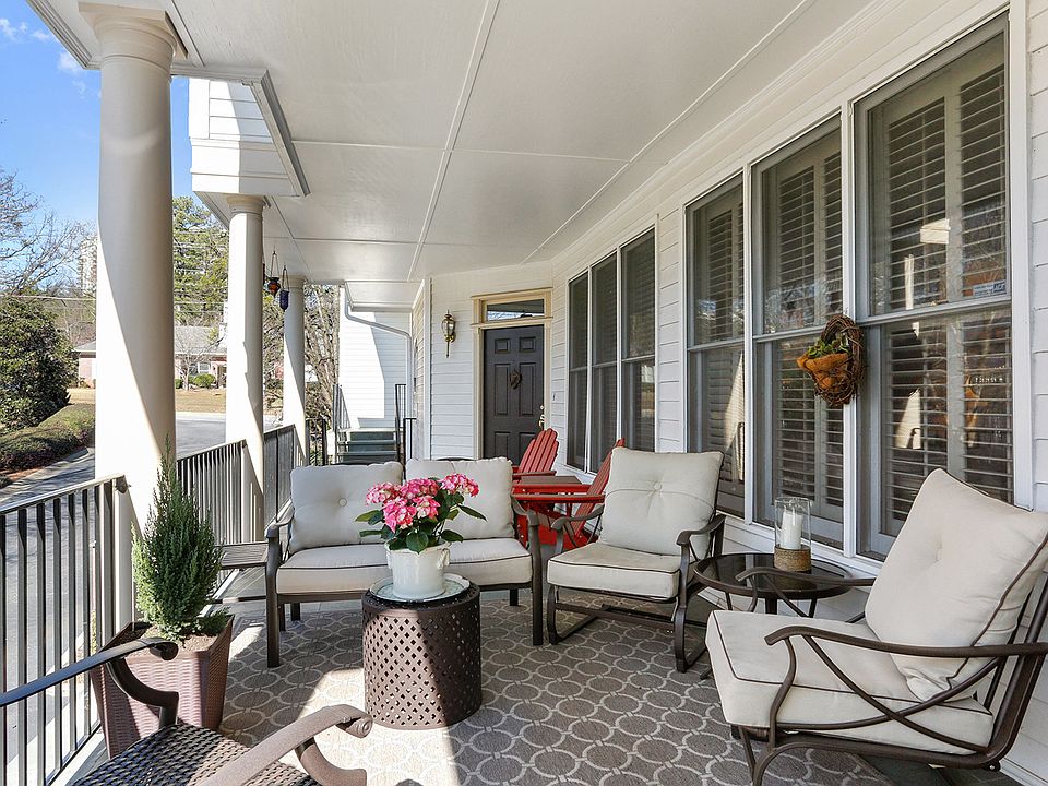 WELCOME TO YOUR FRONT PORCH