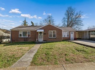 104 Davis St N, Carthage, TN 37030