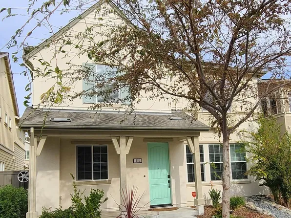 915 Woodbury Ln, Davis, CA 95616