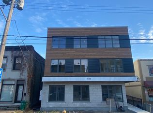 506 Gladstone Ave #302, Ottawa, ON K1R5P1