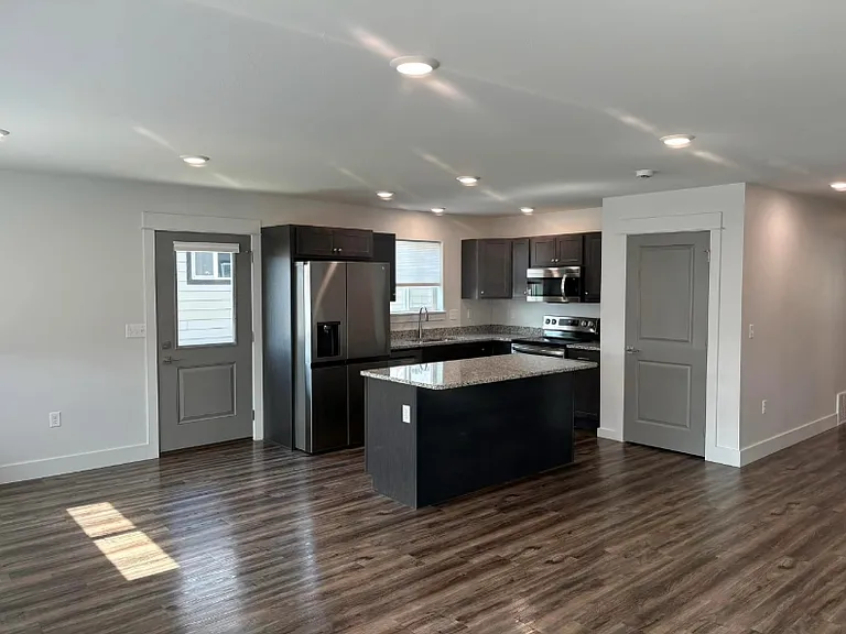 36 W Hauser Rd #1 — Photo 6