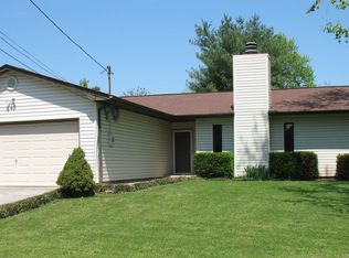 8609 Peppertree Ln, Knoxville, TN 37923