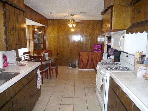 5th image of 2309 Windsor Ct
