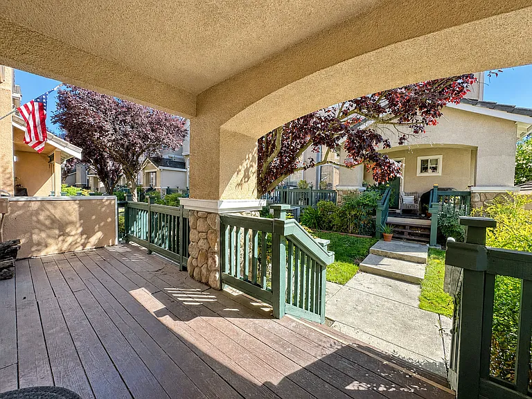 5000 Starling St — Photo 4