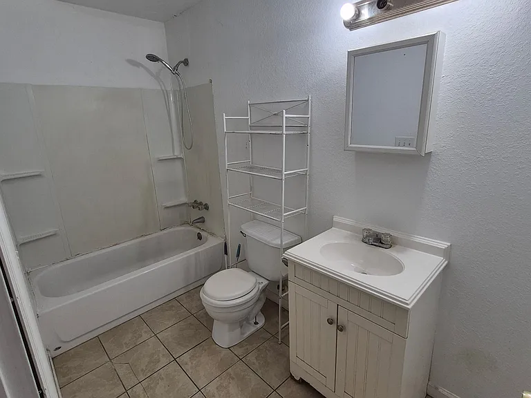 536 Scott St #A1 — Photo 3