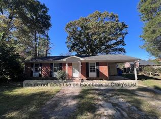 6409 Waverly Ct, Fayetteville, NC 28304