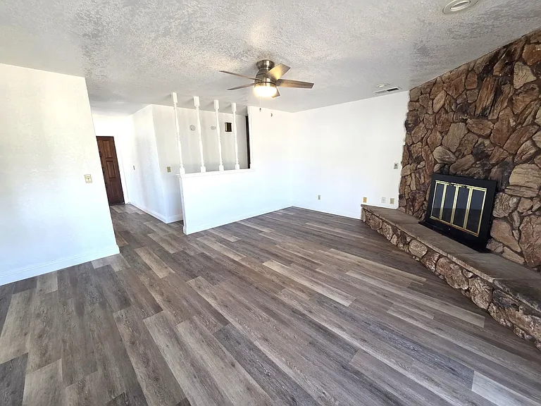 1551 La Vida Ct — Photo 5