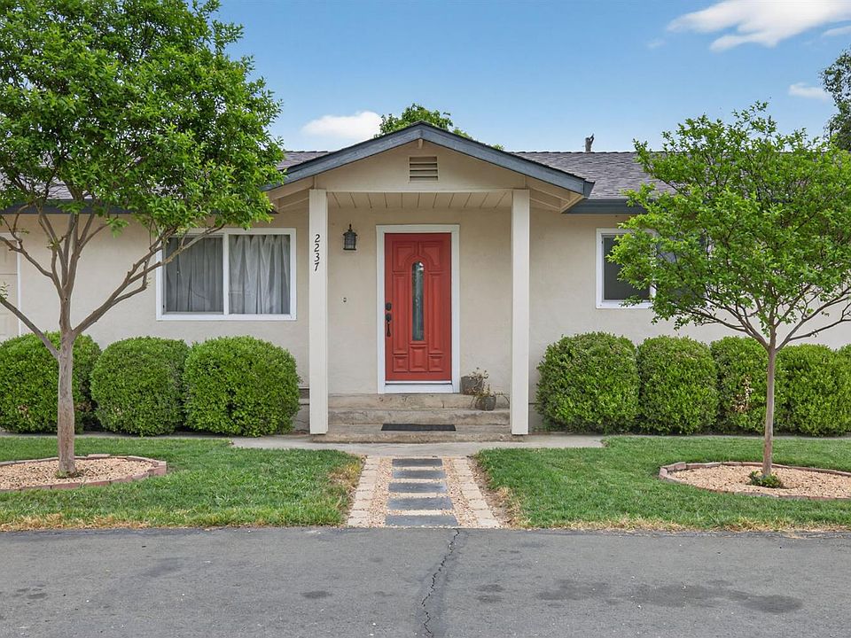 1st image of 2237 I St