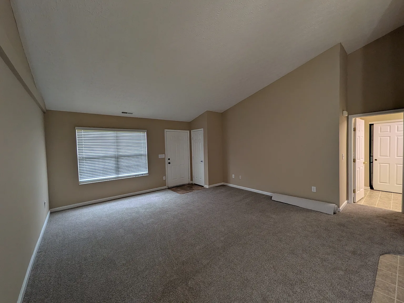 3417 Quinlan Boulevard - 1 — Photo 3