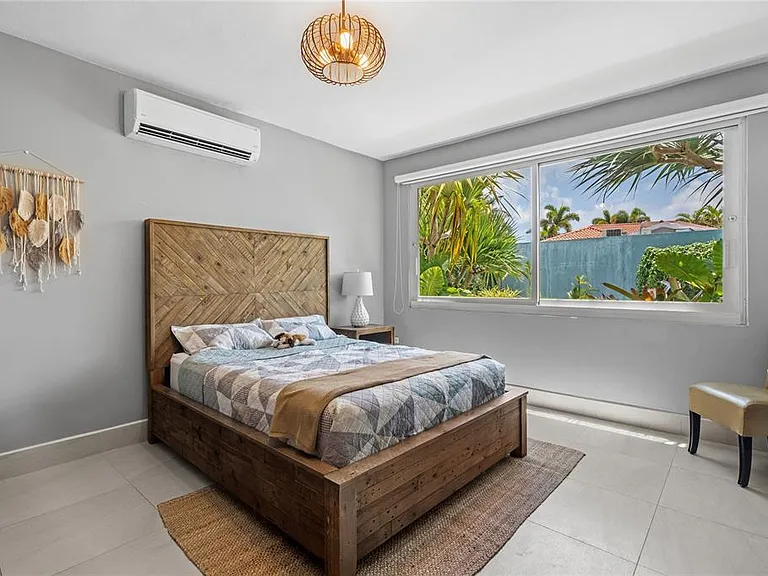 370 Dorado Bch E — Photo 35