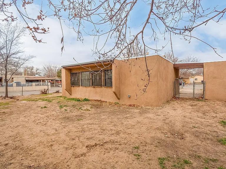 157 Sunset Pl SW — Photo 15