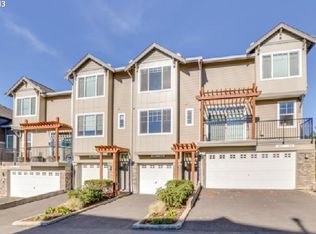 800 NW 118th Ave APT 103, Portland, OR 97229