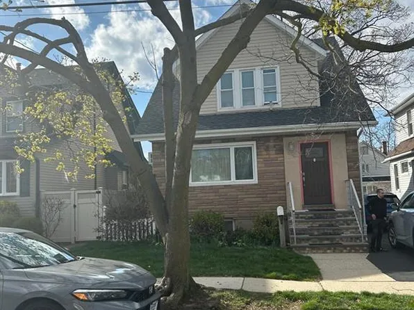 521 Olympia Ave, Cliffside Park, NJ 07010