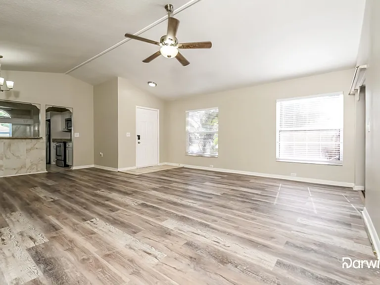 1602 Allenton Ave — Photo 5