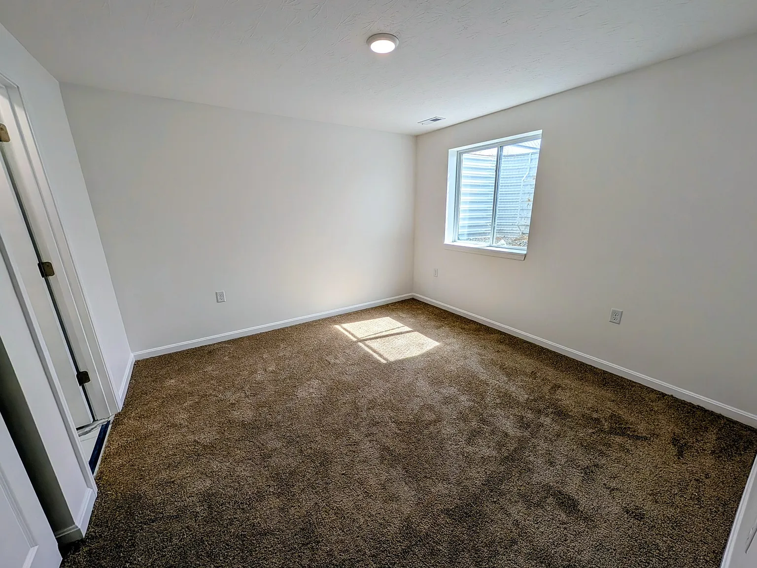 128 Kelly Drive - 1 — Photo 4