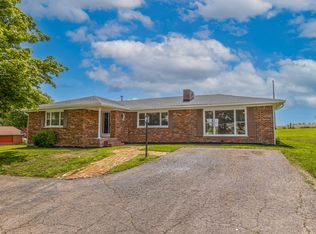 9581 Harrodsburg Rd, Wilmore, KY 40390