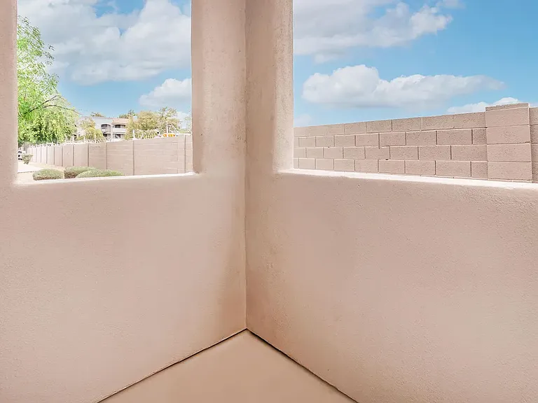 Crystal Pointe — Photo 36