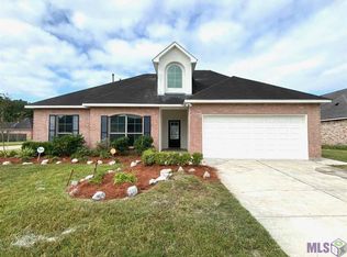 25981 Willow Wood St, Denham Springs, LA 70726