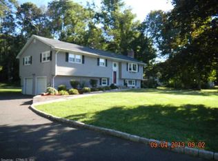 397 Narrow Ln, Orange, CT 06477