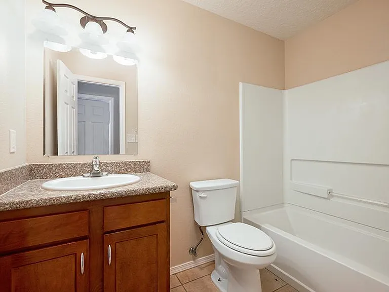 Bathroom | Coronado Townhomes