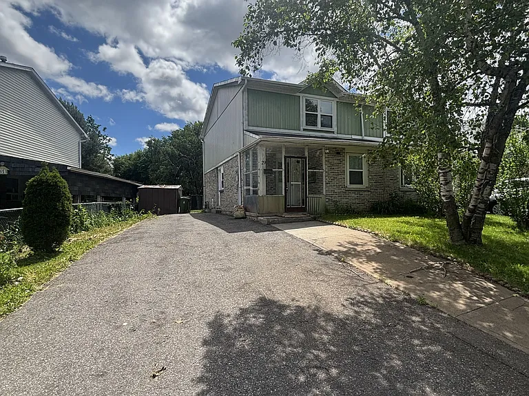 29 Horseley Hill Dr — Photo 2