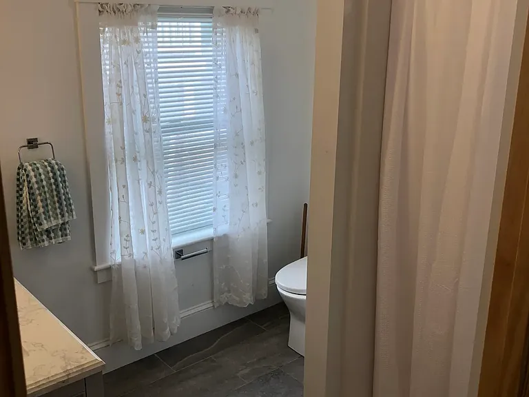 42 E Grand Ave #42A — Photo 11