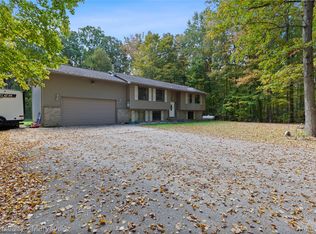 7187 Phillips Rd, Ruby, MI 48049