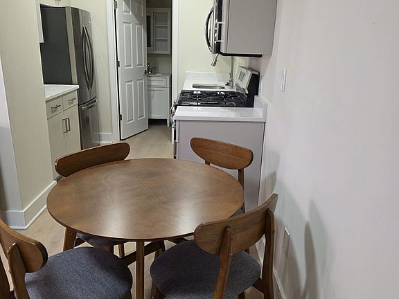2nd image of 111 Howe St #2