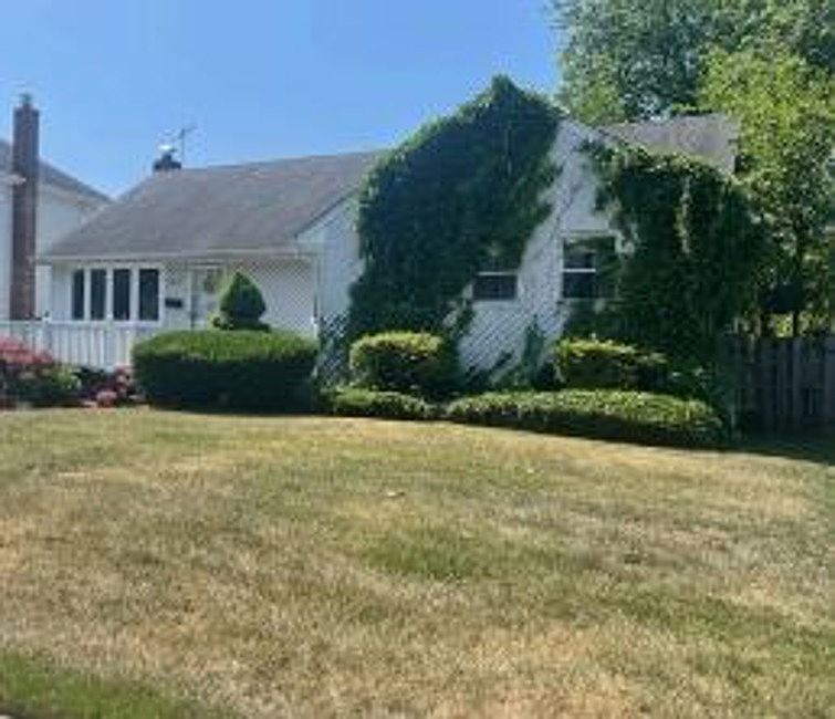 2960 Dr, Wantagh, NY 11793 Zillow
