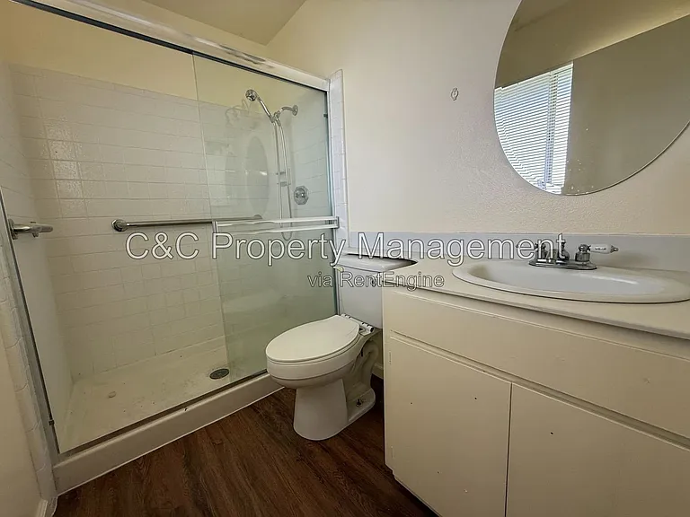 938 Estrada Ct — Photo 16