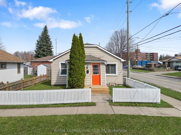 31 Prospect Ave, Saint Catharines, ON L2M 5K2