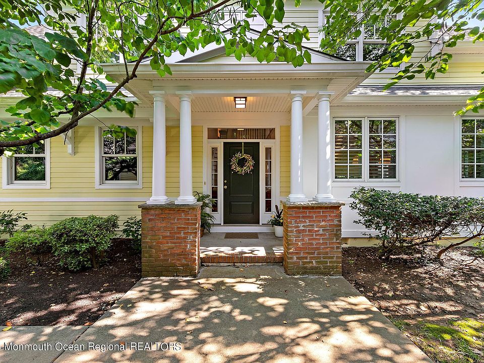 1st image of 63 Thornbrooke Drive