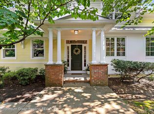 63 Thornbrooke Dr, Shrewsbury, NJ 07702