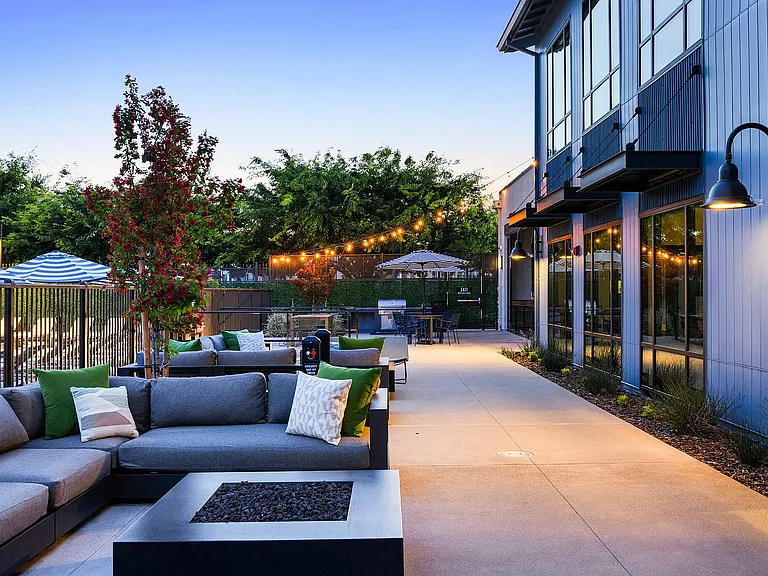 308-web-or-mls-775-n-6th-st