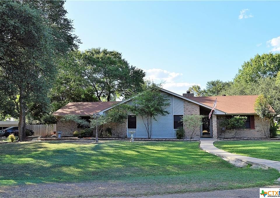 1st image of 110 Woodland Trl