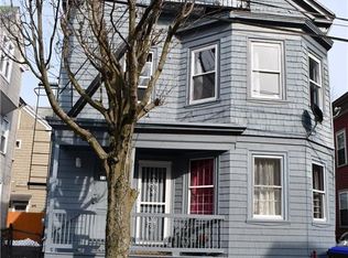 11 Osborn St, Providence, RI 02908