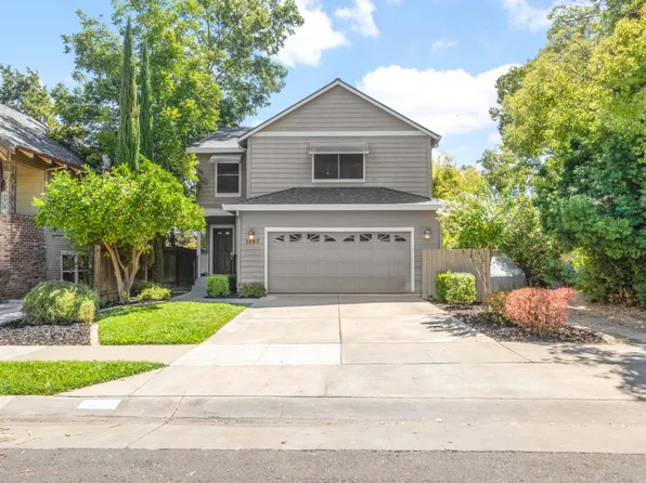 1557 48th St, Sacramento, CA 95819