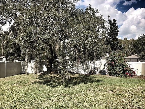 4th image of 18341 Dajana Ave