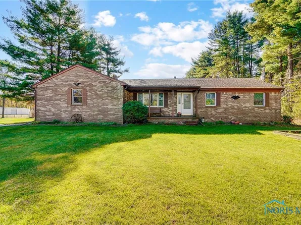 1565 County Road D, Swanton, OH 43558